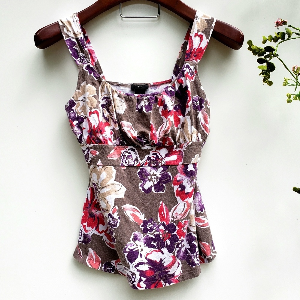 🌺Ann Taylor 🌷 Floral Print Top🥀 - Size S